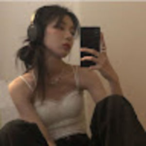 Meet your Posher, Lily